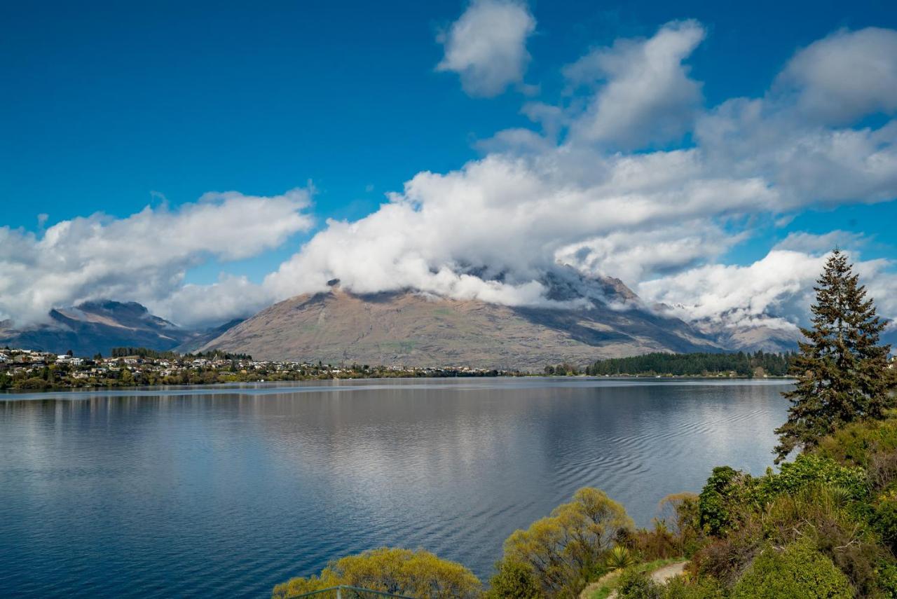 Lakefront Living At Remarkables Retreat - West Queenstown Exteriér fotografie