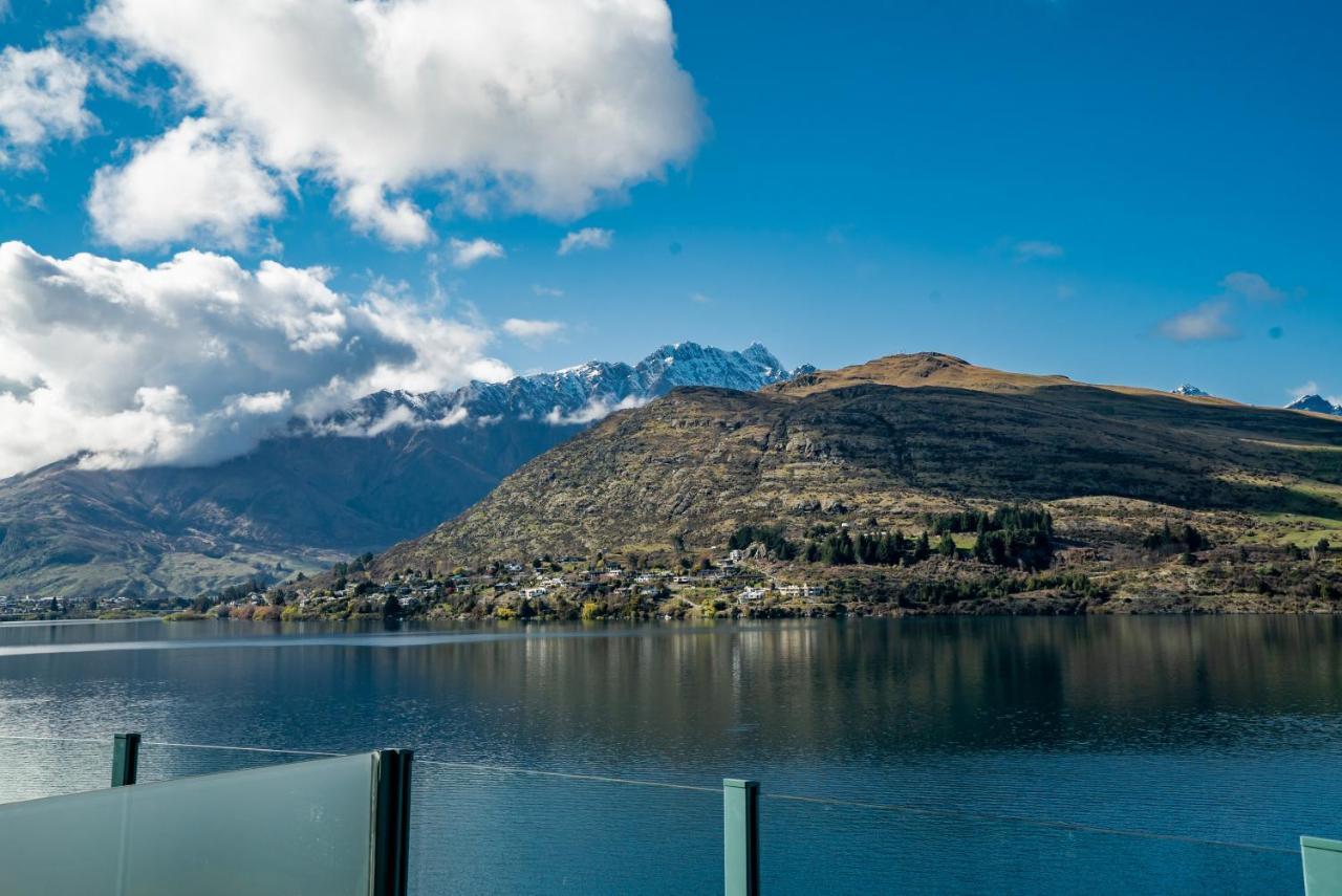 Lakefront Living At Remarkables Retreat - West Queenstown Exteriér fotografie